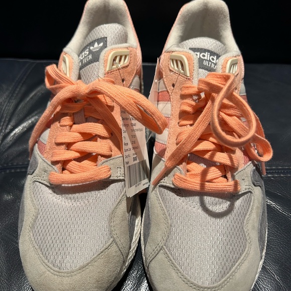 Adidas Ultra Tech sneakers - Picture 3 of 7